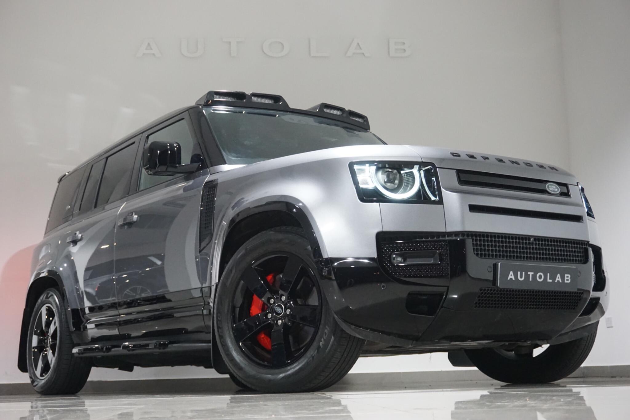 Land Rover Defender 110 3.0 D300 MHEV X-Dynamic SE SUV 5dr Diesel Auto 4WD Euro 6 (s/s) (300 ps)